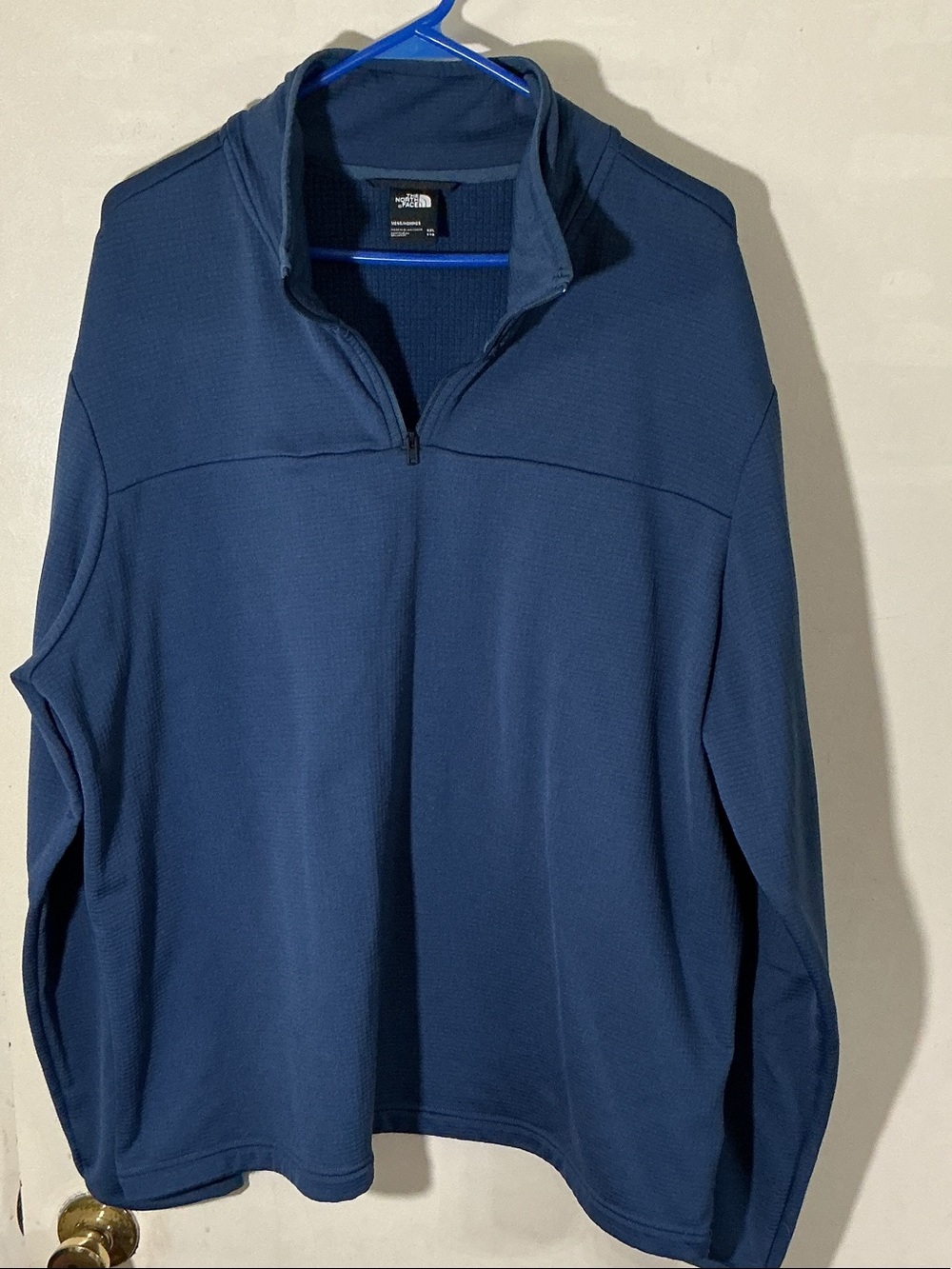The North Face Men’s 1/4 zip pullover